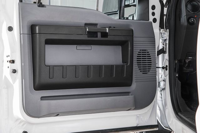 2013 Ford Super Duty F-550 DRW F550 CREW 4X4 * 6.7 POWERSTROKE * CONCRETE BODY * LOCAL TRUC - 16074953 - 26