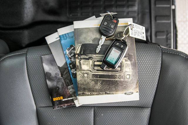 2013 Ford Super Duty F-550 DRW F550 CREW 4X4 * 6.7 POWERSTROKE * CONCRETE BODY * LOCAL TRUC - 16074953 - 28