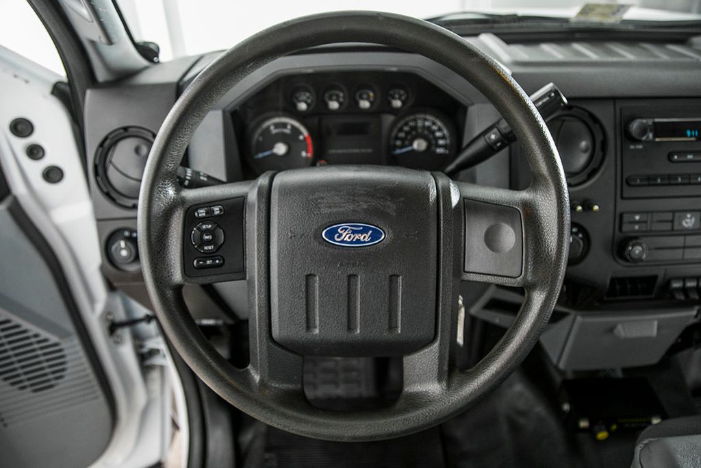 2013 Ford Super Duty F-550 DRW F550 XL CREW 4X4 * 6.7 POWERSTROKE * CONCRETE BODY  - 16631058 - 18