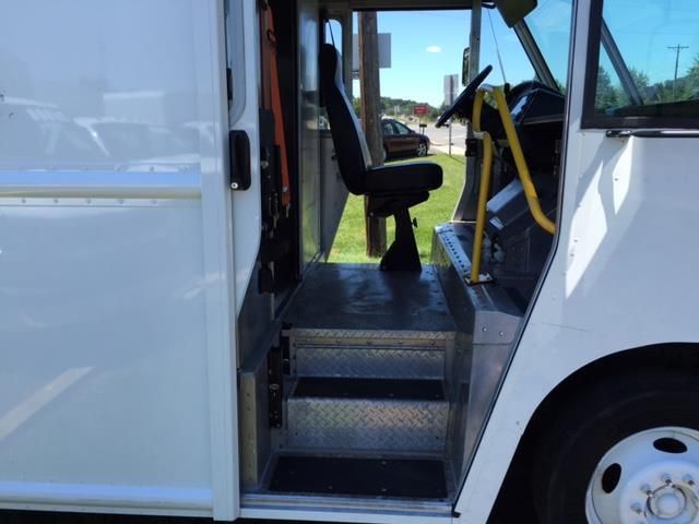 2013 Ford Super Duty F-59 Stripped Chassis WT - 13948667 - 5