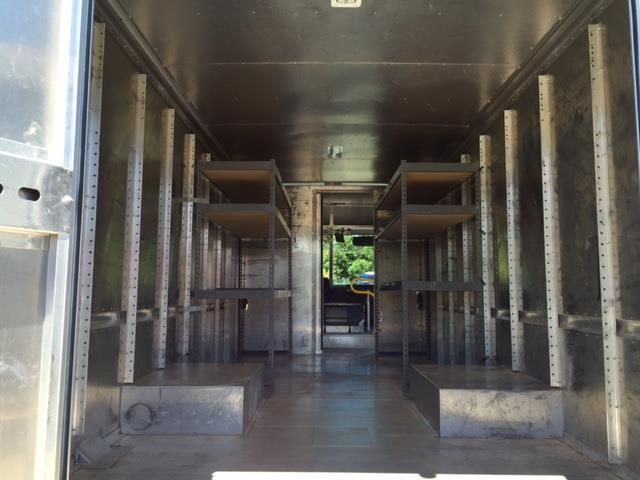 2013 Ford Super Duty F-59 Stripped Chassis WT - 13948667 - 8