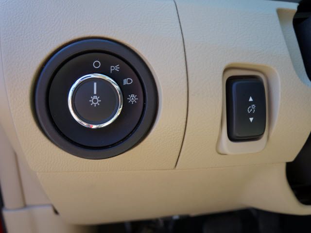 2013 Ford Taurus 4dr Sdn SEL FWD - 11837301 - 12