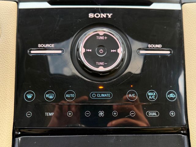 2013 Ford Taurus 4dr Sedan Limited FWD - 23054764 - 31