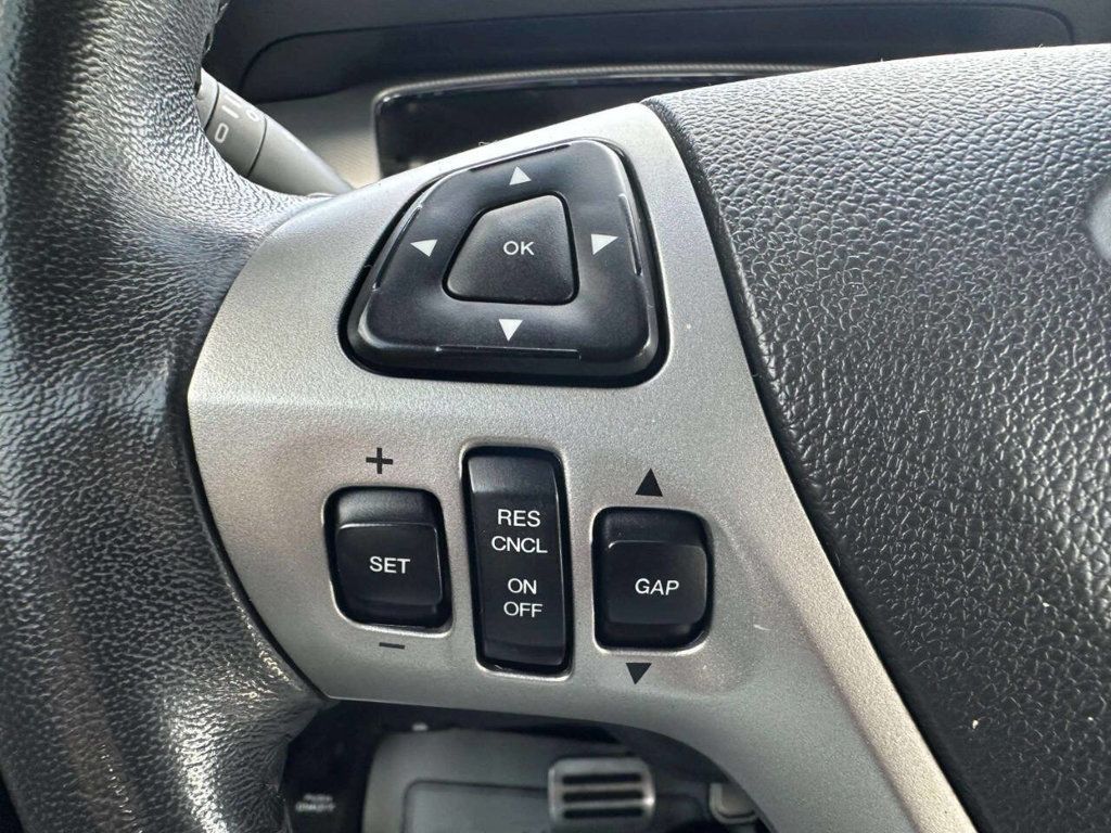 2013 Ford Taurus 4dr Sedan SHO AWD - 23049456 - 12