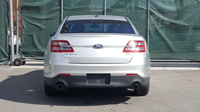 2013 Ford Taurus SEL - 18237839 - 4