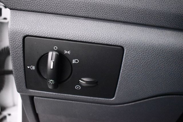 2013 Ford Transit Connect 114.6" XL w/o side or rear door glass - 22944429 - 12