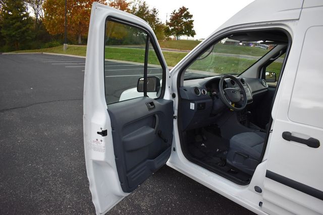 2013 Ford Transit Connect 114.6" XL w/o side or rear door glass - 22944429 - 13
