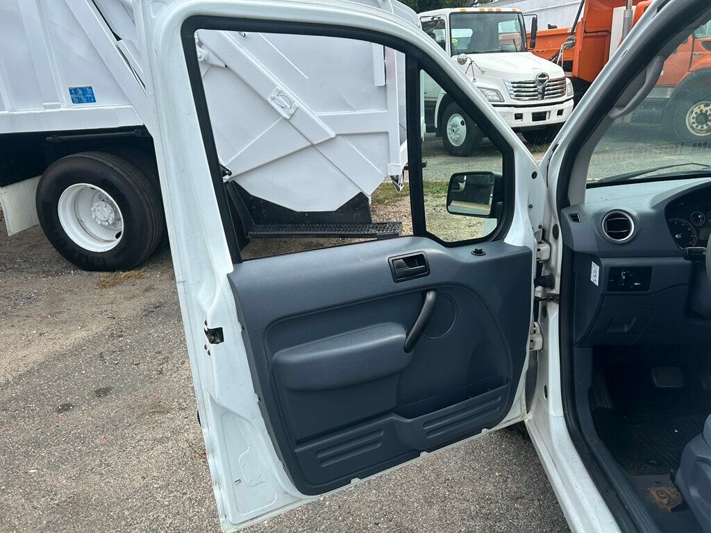 2013 Ford Transit Connect Cargo FINANCING AVAILABLE - 22921416 - 26