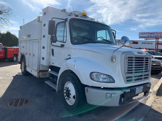 2013 Freightliner M2 112 ENCLOSED UTILITY SERVICE TRUCK WITH COMPRESSOR - 21141902 - 2