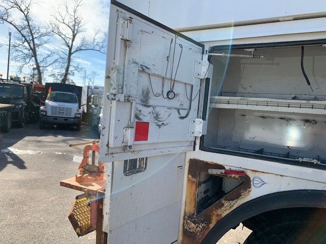 2013 Freightliner M2 112 ENCLOSED UTILITY SERVICE TRUCK WITH COMPRESSOR - 21141902 - 36