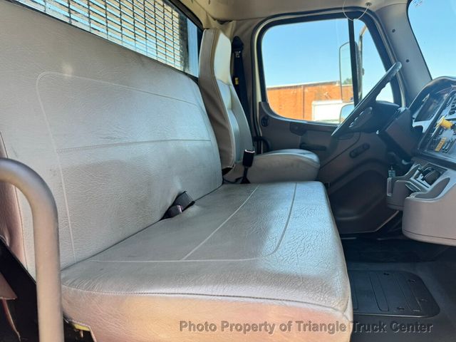 2013 Freightliner M2 JUST 32k MILES! TANDEM AXLE LONG FLATBED SUPER NICE UNIT! FINANCE OR LEASE! - 23017566 - 37