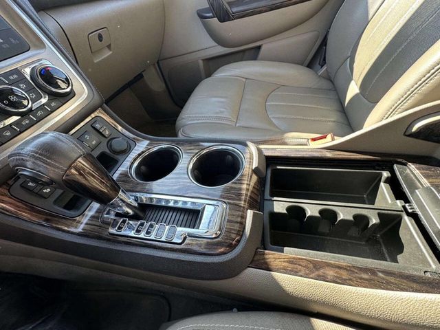 2013 GMC Acadia AWD 4dr Denali - 23030929 - 37