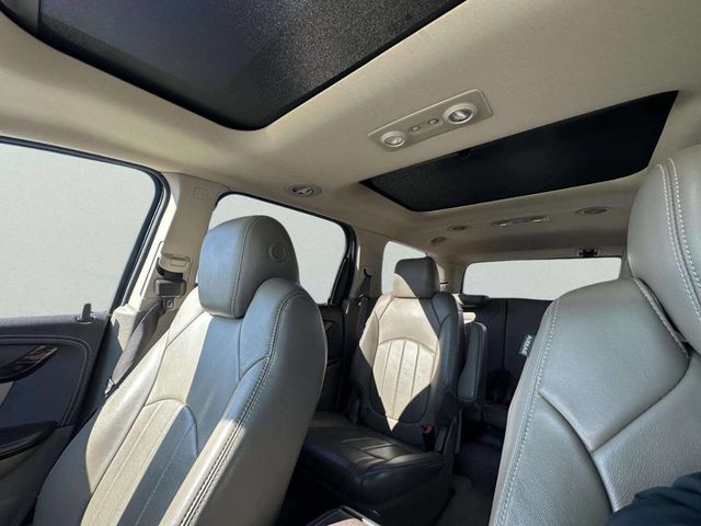 2013 GMC Acadia AWD 4dr Denali - 23030929 - 38