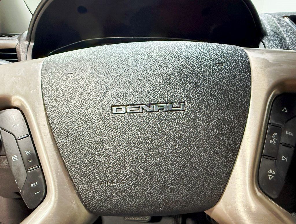 2013 Gmc Acadia Denali photo 11