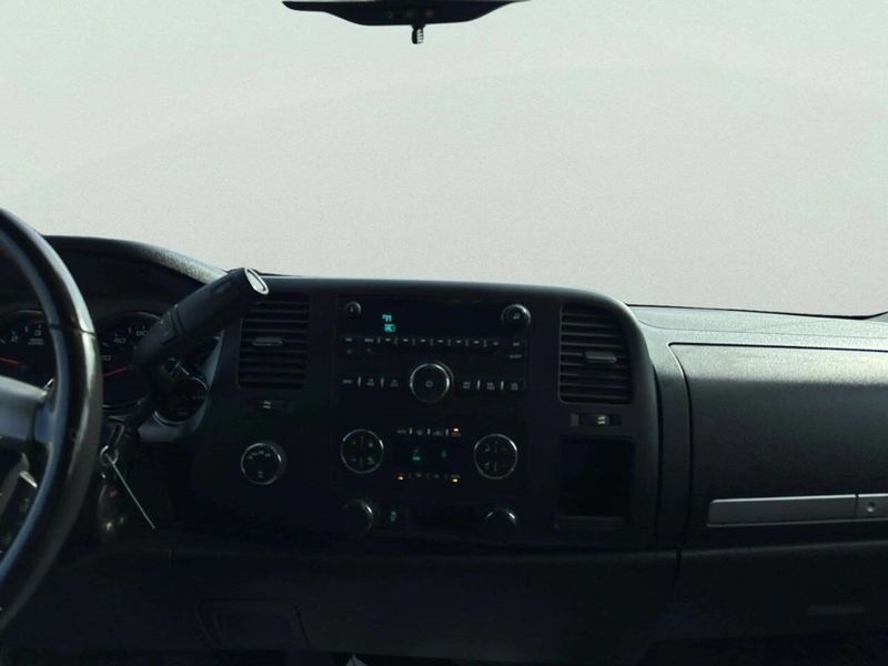 2013 GMC Sierra 1500 4WD Crew Cab 143.5" SLE - 22993951 - 19