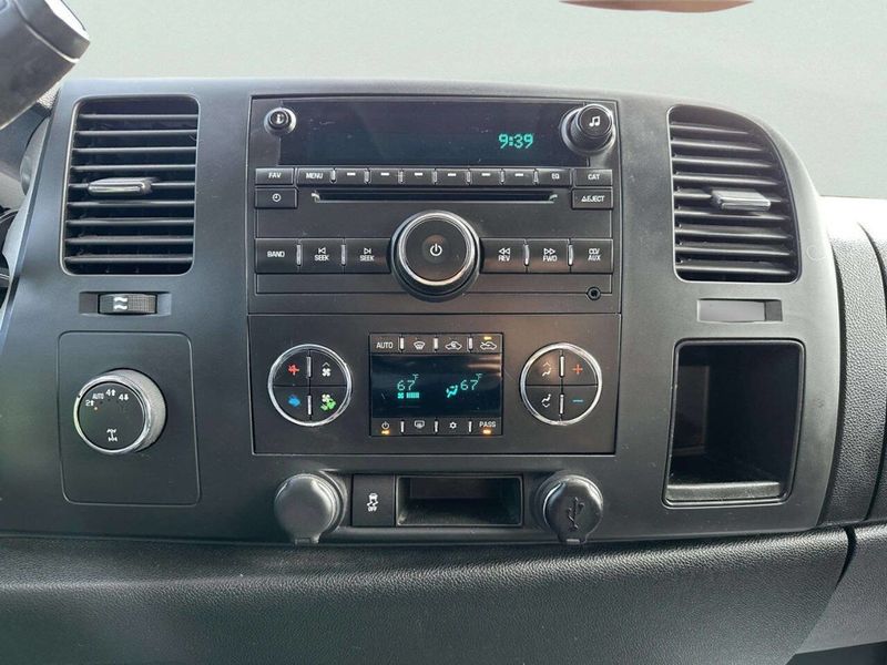 2013 GMC Sierra 1500 4WD Crew Cab 143.5" SLE - 22993951 - 31