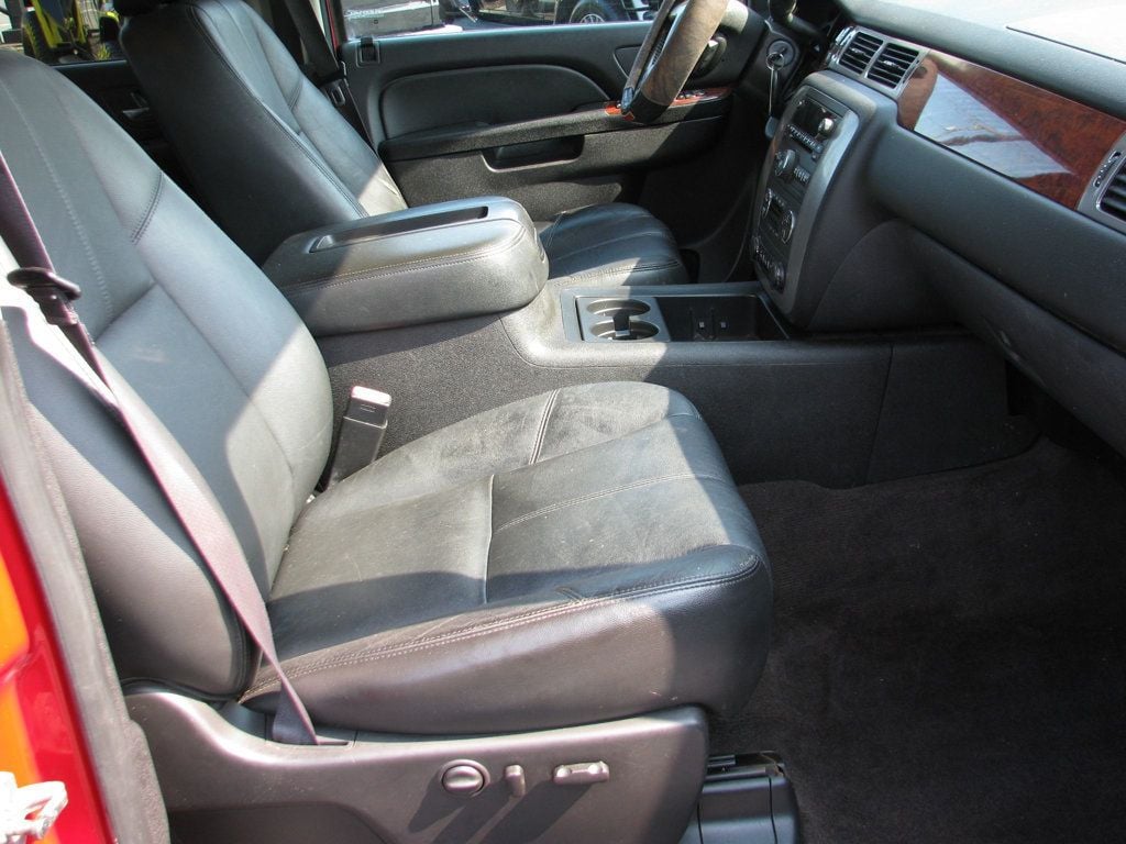 GMC Sierra photo 9