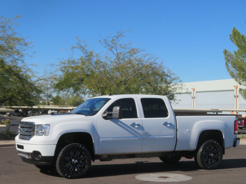 2013 GMC Sierra 2500HD 1OWNER 4X4 DENALI CREWCAB DURAMAX DIESEL LOW MILES EXTRA CLEAN  - 22955818 | Video 1