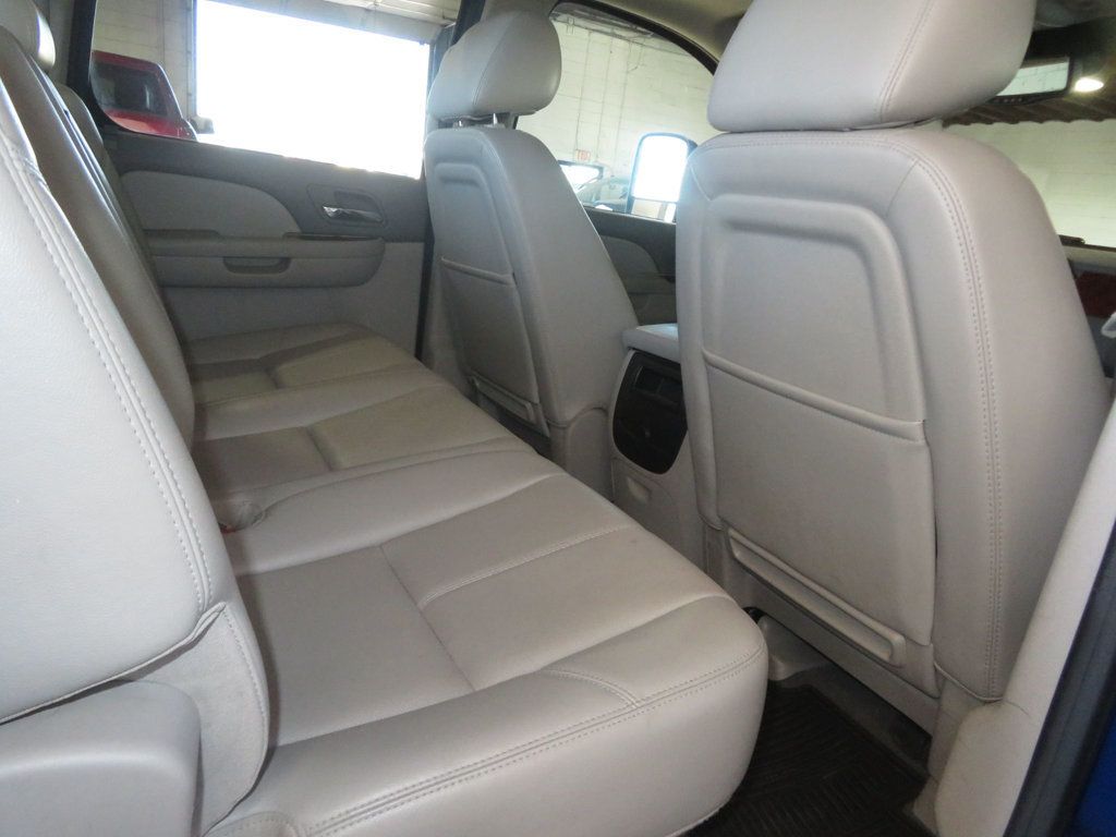 2013 GMC Sierra 2500HD EXTRA CLEAN SLT CREWCAB DURAMAX DIESEL 4X4  LOW MILE GREAT COLOR - 22938807 - 32