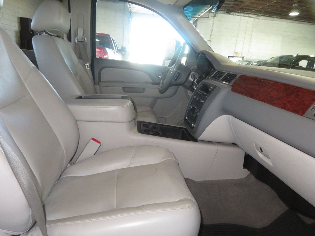 2013 GMC Sierra 2500HD EXTRA CLEAN SLT CREWCAB DURAMAX DIESEL 4X4  LOW MILE GREAT COLOR - 22938807 - 35