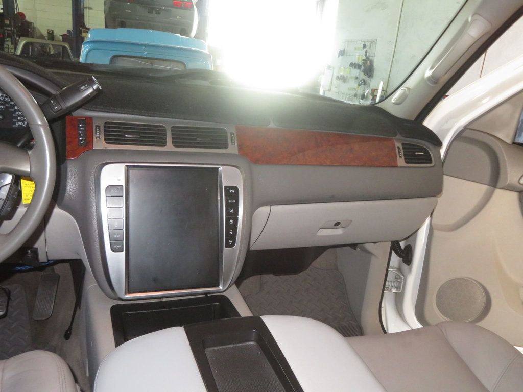 2013 GMC Sierra 2500HD LIFTED SLT DURAMAX DIESEL 4X4 EXTRA CLEAN AZ DIESEL NEW TIRES - 22947577 - 37