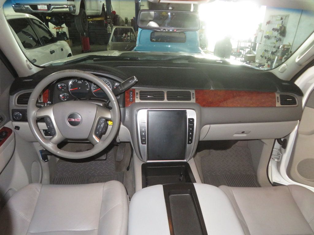 2013 GMC Sierra 2500HD LIFTED SLT DURAMAX DIESEL 4X4 EXTRA CLEAN AZ DIESEL NEW TIRES - 22947577 - 39