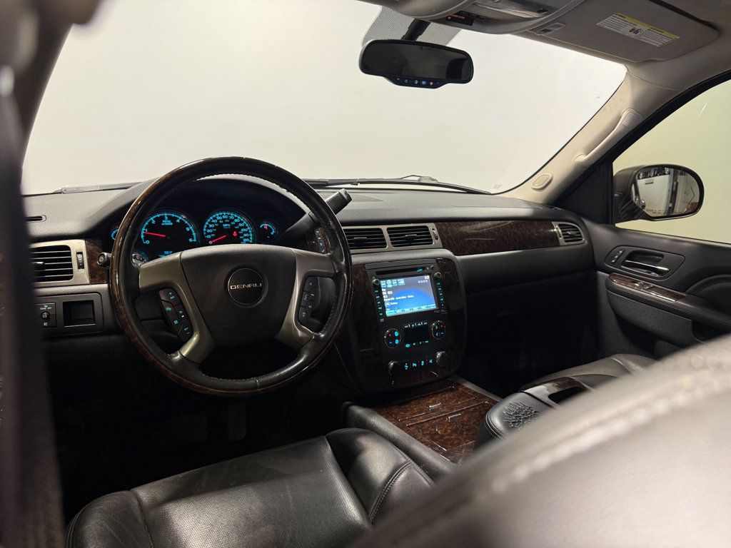 GMC Yukon photo 43
