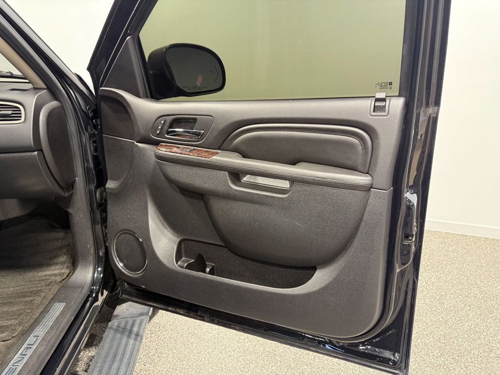 GMC Yukon photo 57
