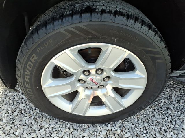 2013 GMC Yukon 4WD SLT's photo