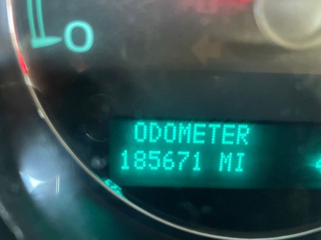 2013 GMC Yukon XL 2WD 4dr 1500 Denali - 22980172 - 6