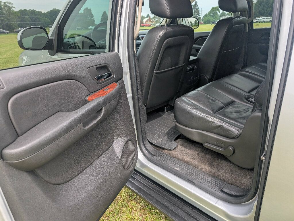 2013 GMC Yukon XL 8 PASSENGER w/ REMOTE START - 22896546 - 23