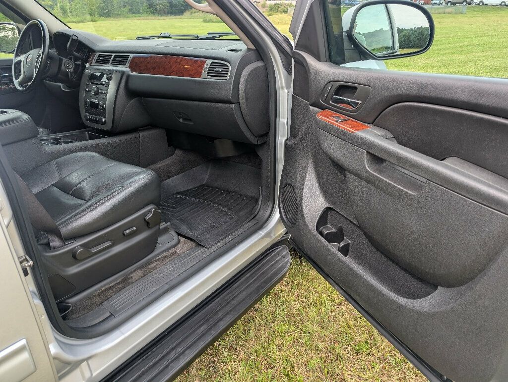 2013 GMC Yukon XL 8 PASSENGER w/ REMOTE START - 22896546 - 25