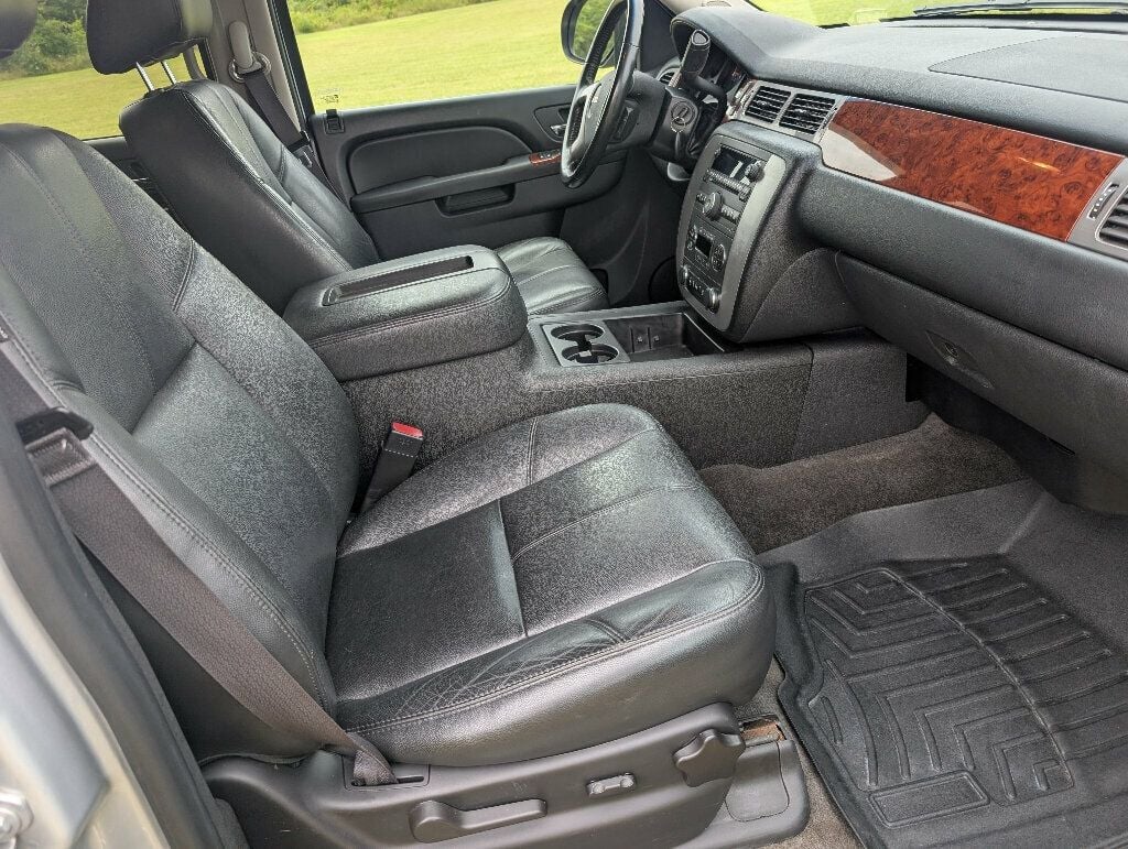 2013 GMC Yukon XL 8 PASSENGER w/ REMOTE START - 22896546 - 26