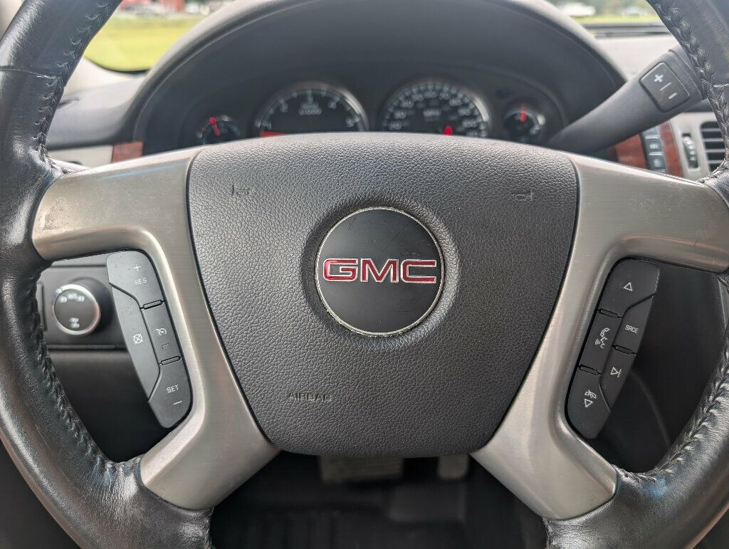 2013 GMC Yukon XL 8 PASSENGER w/ REMOTE START - 22896546 - 38