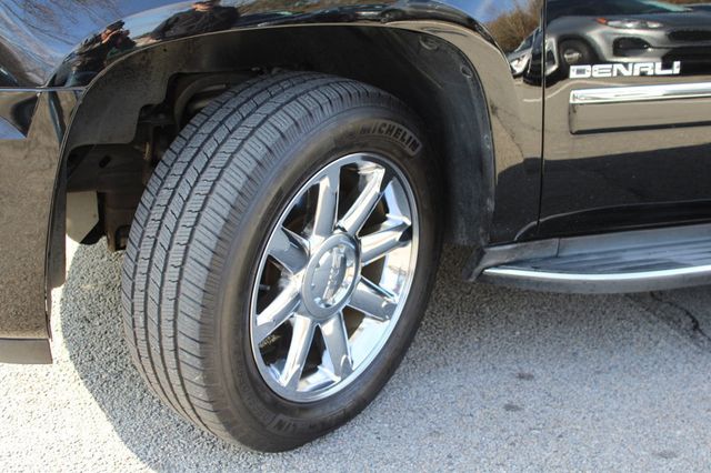 2013 GMC Yukon XL AWD 4dr 1500 Denali - 22980867 - 32