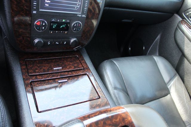 2013 GMC Yukon XL AWD 4dr 1500 Denali - 22980867 - 45