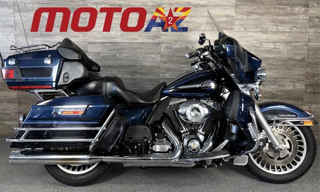 2013 Harley-Davidson FLHTCU Ultra Classic Electra Glide SUPER CLEAN! - 22954575 - 0