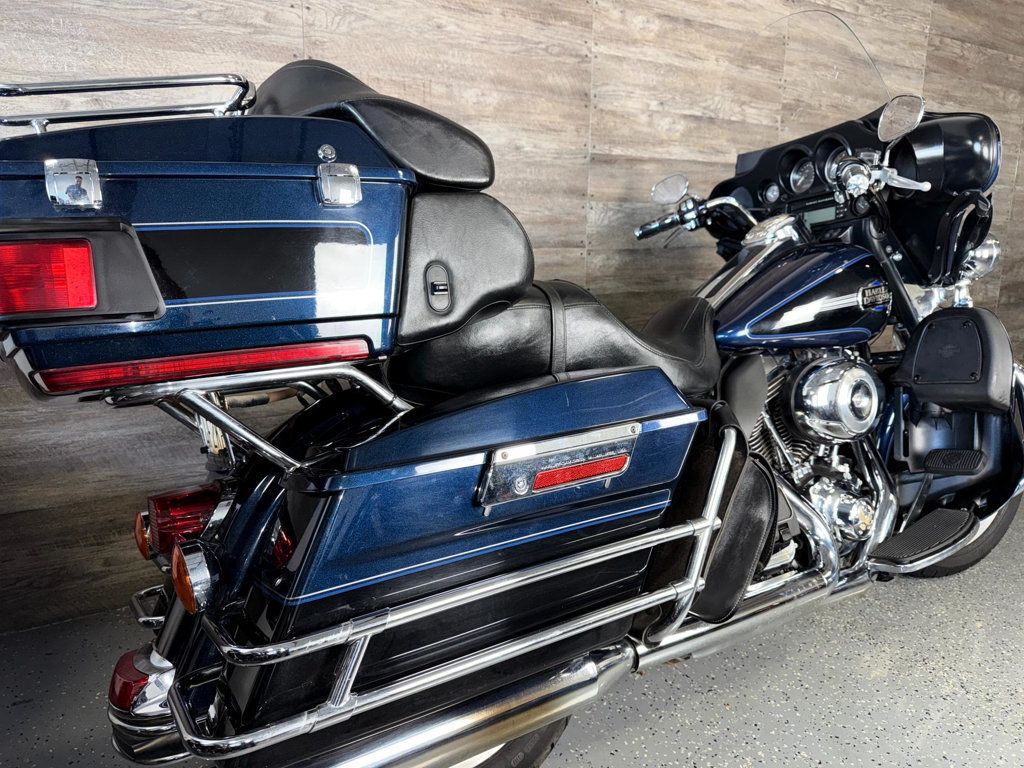 2013 Harley-Davidson FLHTCU Ultra Classic Electra Glide SUPER CLEAN! - 22954575 - 2