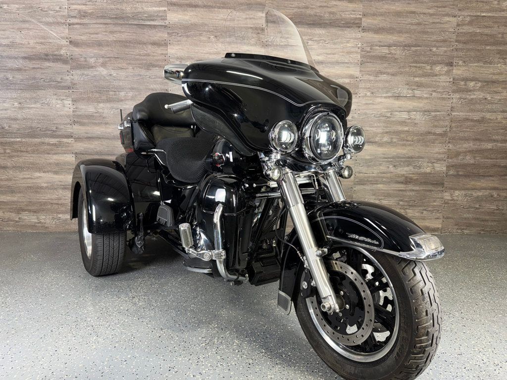 2013 Harley-Davidson FLHTCUTG Triglide Ultra Classic SUPER CLEAN! - 23046646 - 10