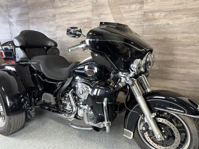 2013 Harley-Davidson FLHTCUTG Triglide Ultra Classic SUPER CLEAN! - 23046646 - 1