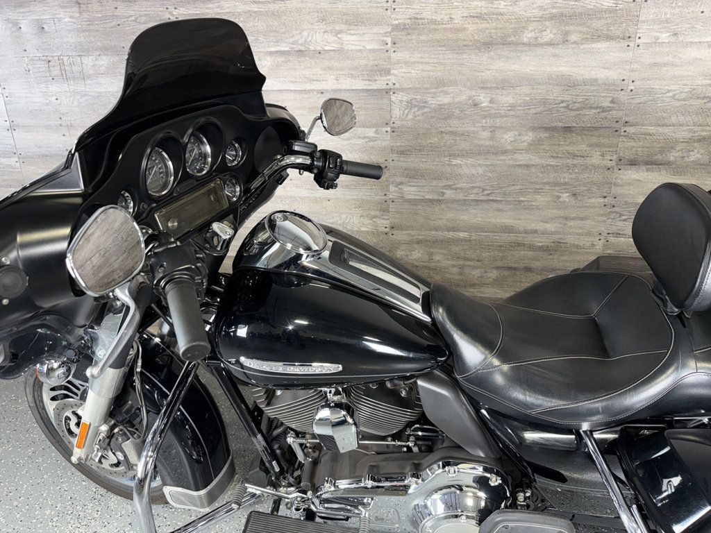 2013 Harley-Davidson FLHTK Electra Glide Ultra Limited SUPER CLEAN! - 23069621 - 11
