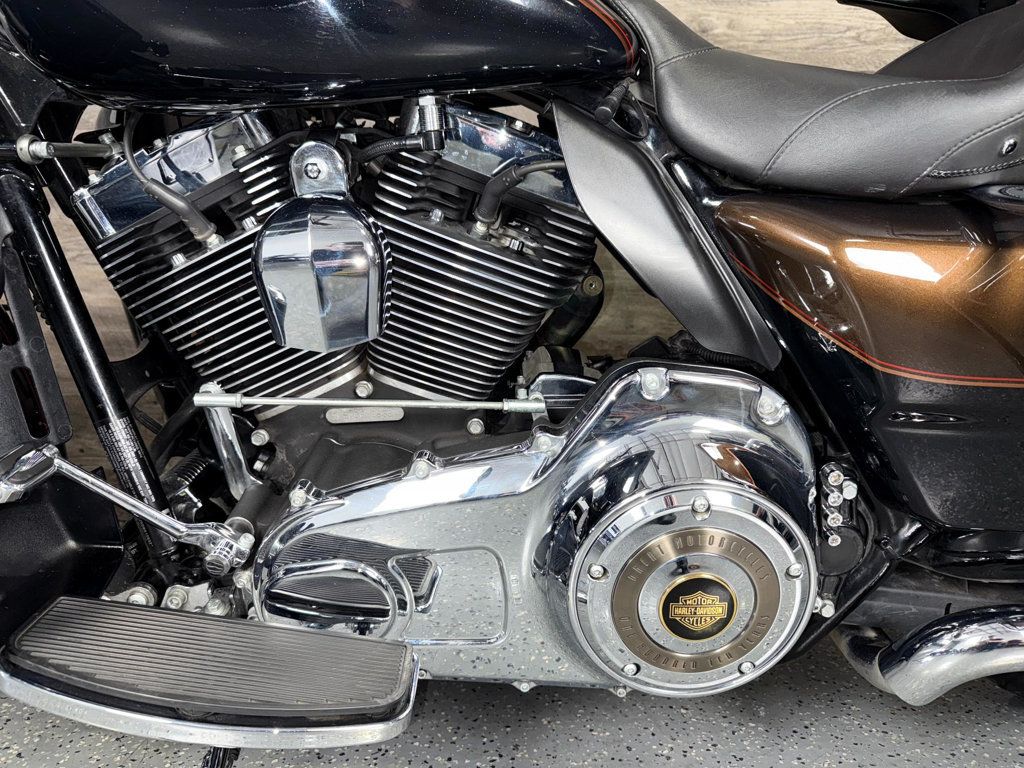 2013 Harley-Davidson FLHTK Electra Glide Ultra Limited Anniversary One Owner! - 22911955 - 14