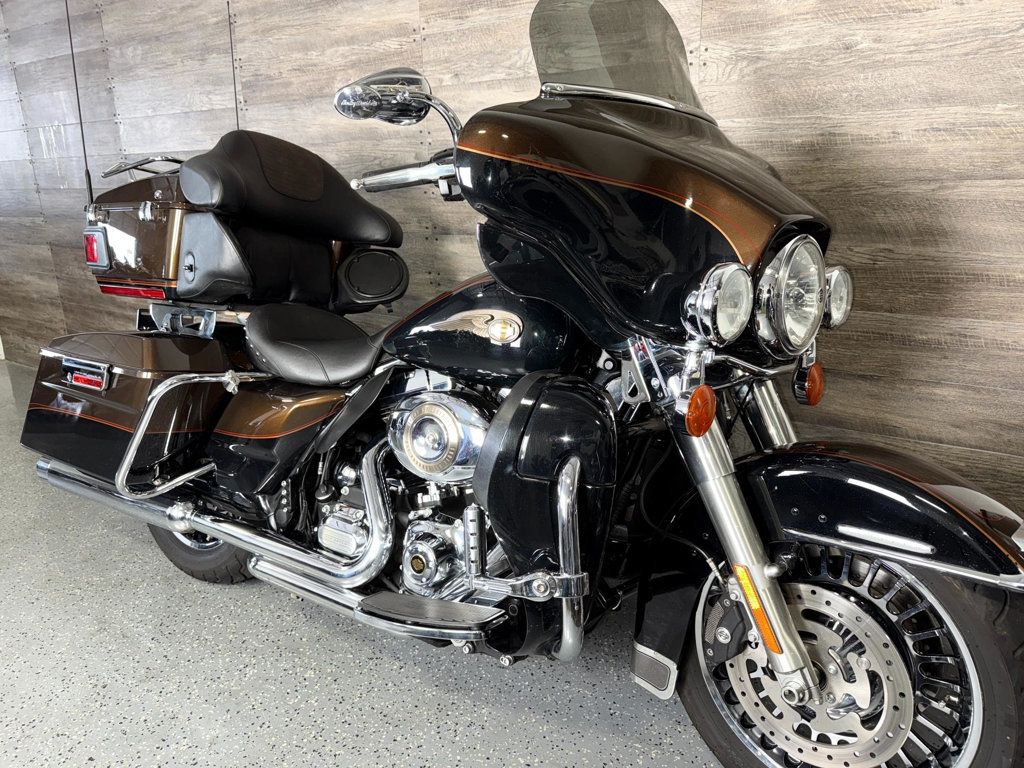 2013 Harley-Davidson FLHTK Electra Glide Ultra Limited Anniversary One Owner! - 22911955 - 1