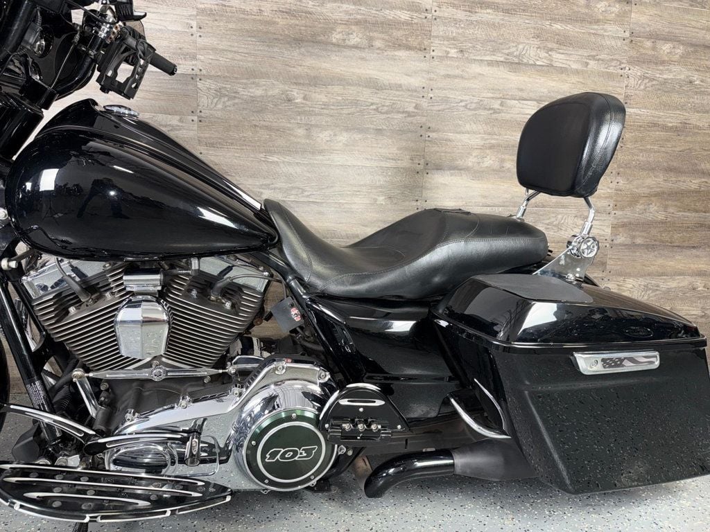 2013 Harley-Davidson FLHX Street Glide Custom! - 23006428 - 11