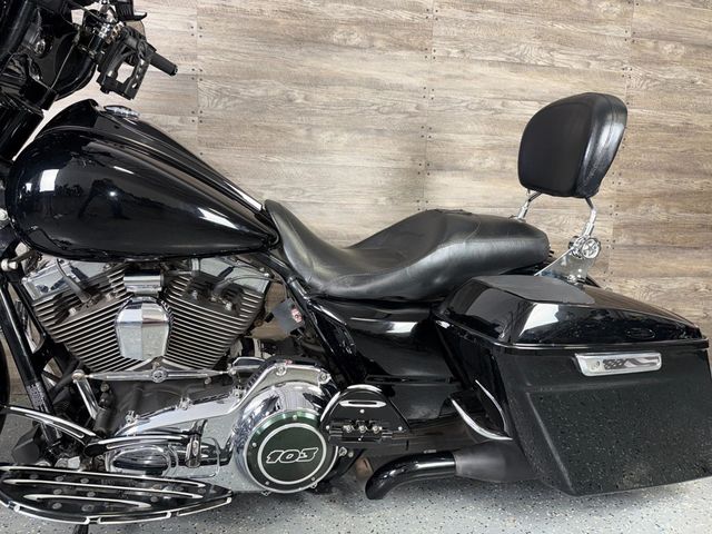 2013 Harley-Davidson FLHX Street Glide Custom! - 23006428 - 11