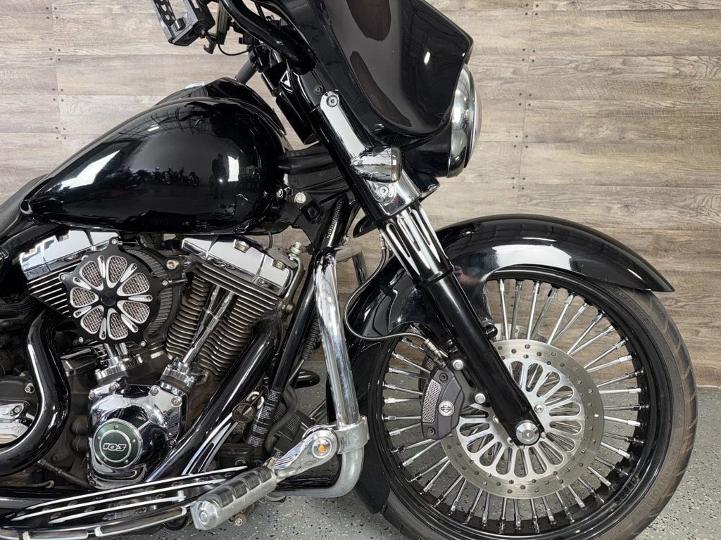 2013 Harley-Davidson FLHX Street Glide Custom! - 23006428 - 3