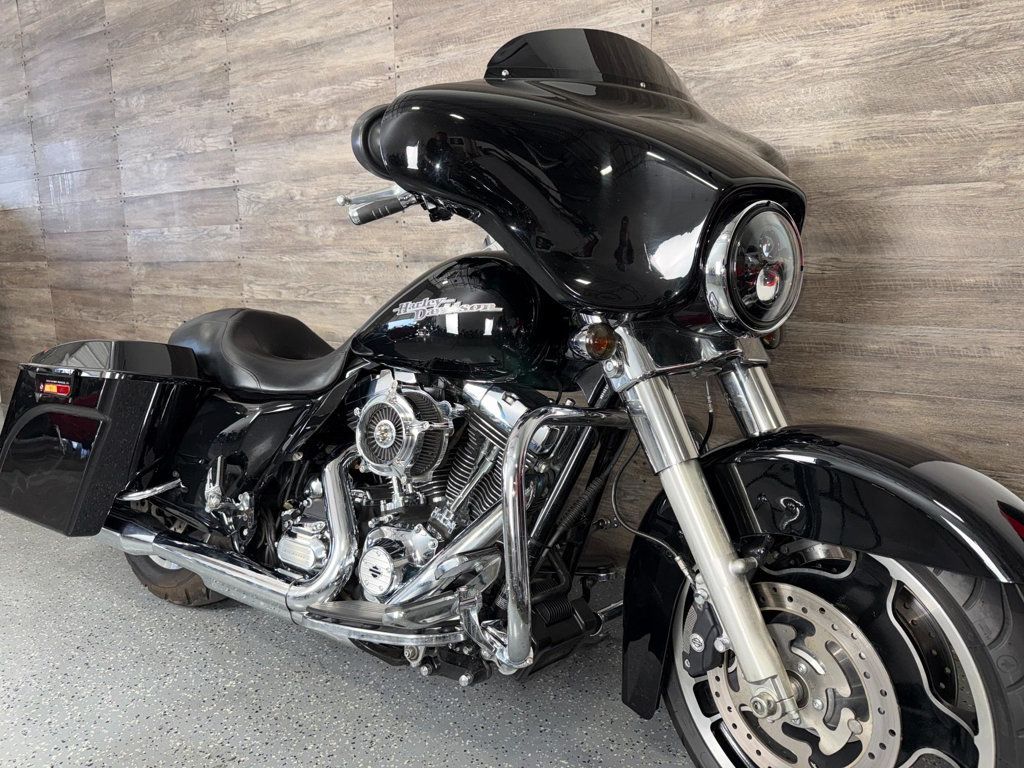 2013 Harley-Davidson FLHX Street Glide LOW MILES! - 23003617 | Video 2
