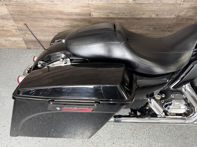2013 Harley-Davidson FLHX Street Glide LOW MILES! - 23003617 - 6
