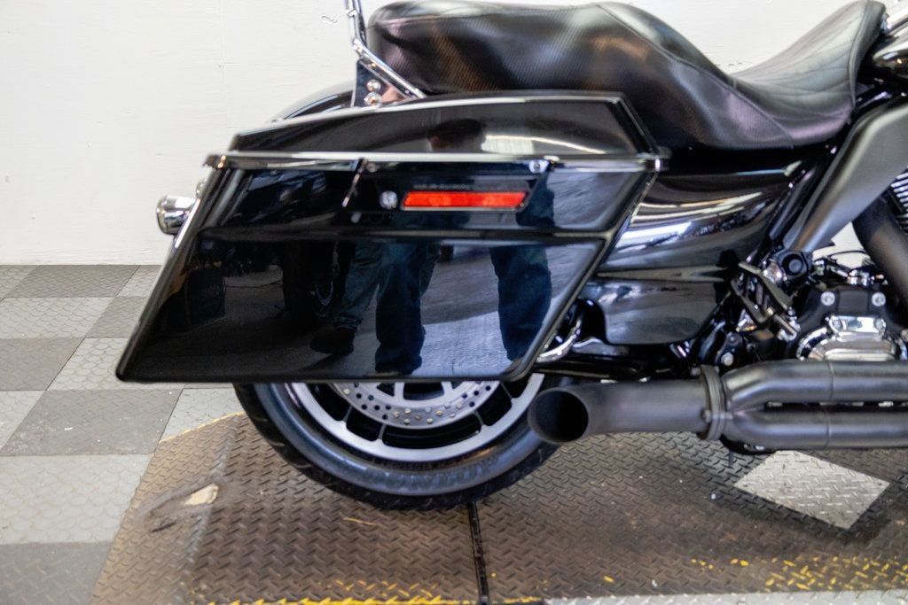 2013 Harley-Davidson FLHX Street Glide NICE UPGRADES!!! - 22969325 - 24