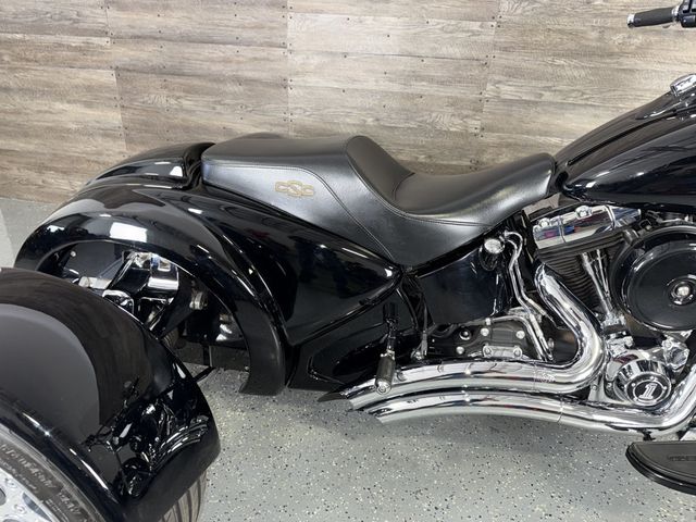 2013 Harley-Davidson FLS Softail Slim SUPER CLEAN! - 23068565 - 8